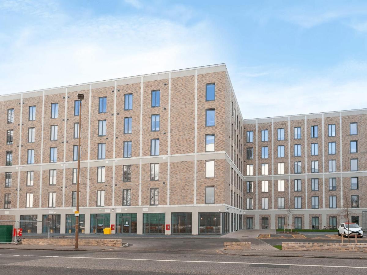 Bright Modern Studios And Private Bedrooms With Shared Kitchen At Straits Meadow Near Edinburgh City Centre Exterior photo