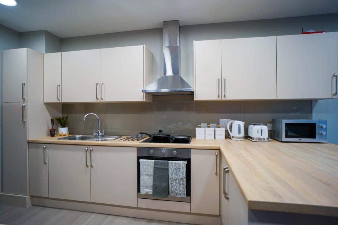 Bright Modern Studios And Private Bedrooms With Shared Kitchen At Straits Meadow Near Edinburgh City Centre Exterior photo